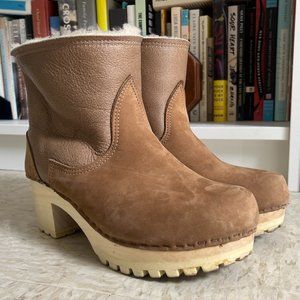 No. 6 Shearling Clog Boots LIKE NEW Size 9.5